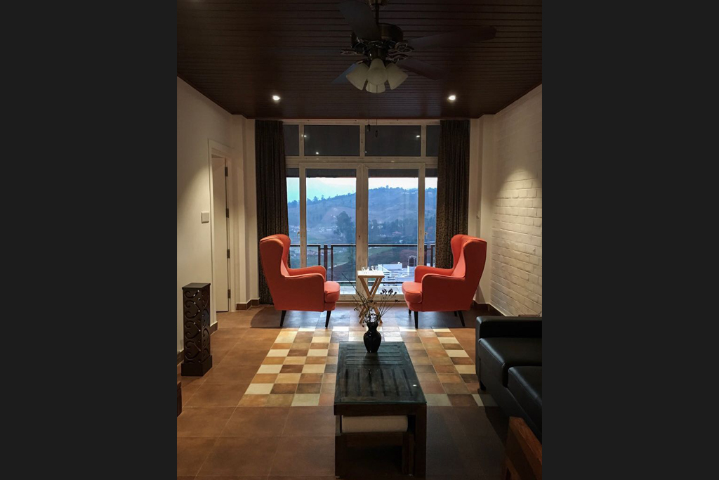 montelago dining rooms images