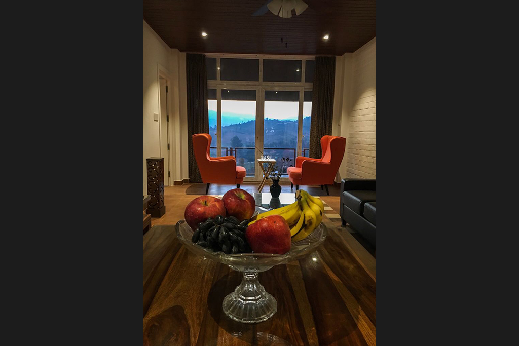 montelago dining rooms images